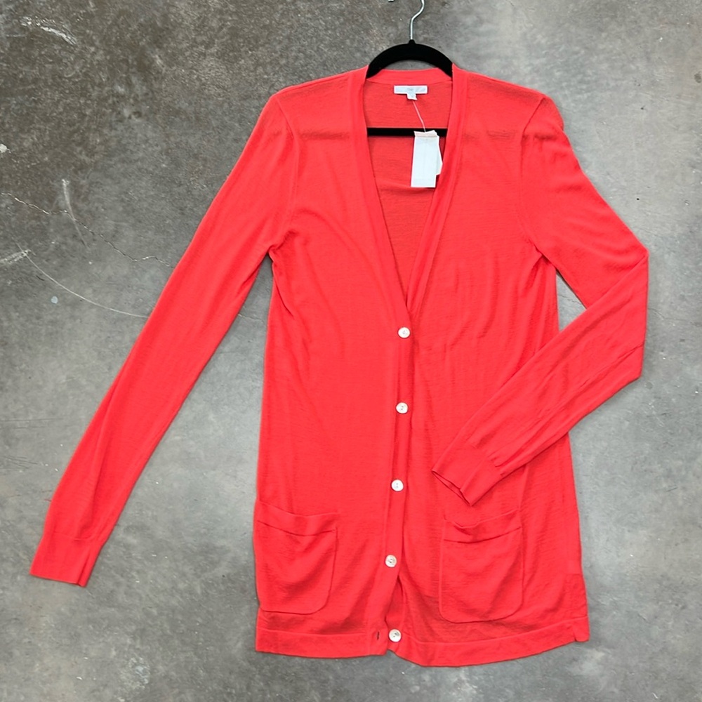 Gap knit long line button down cardigan in Coral Sz. Medium New with tags
